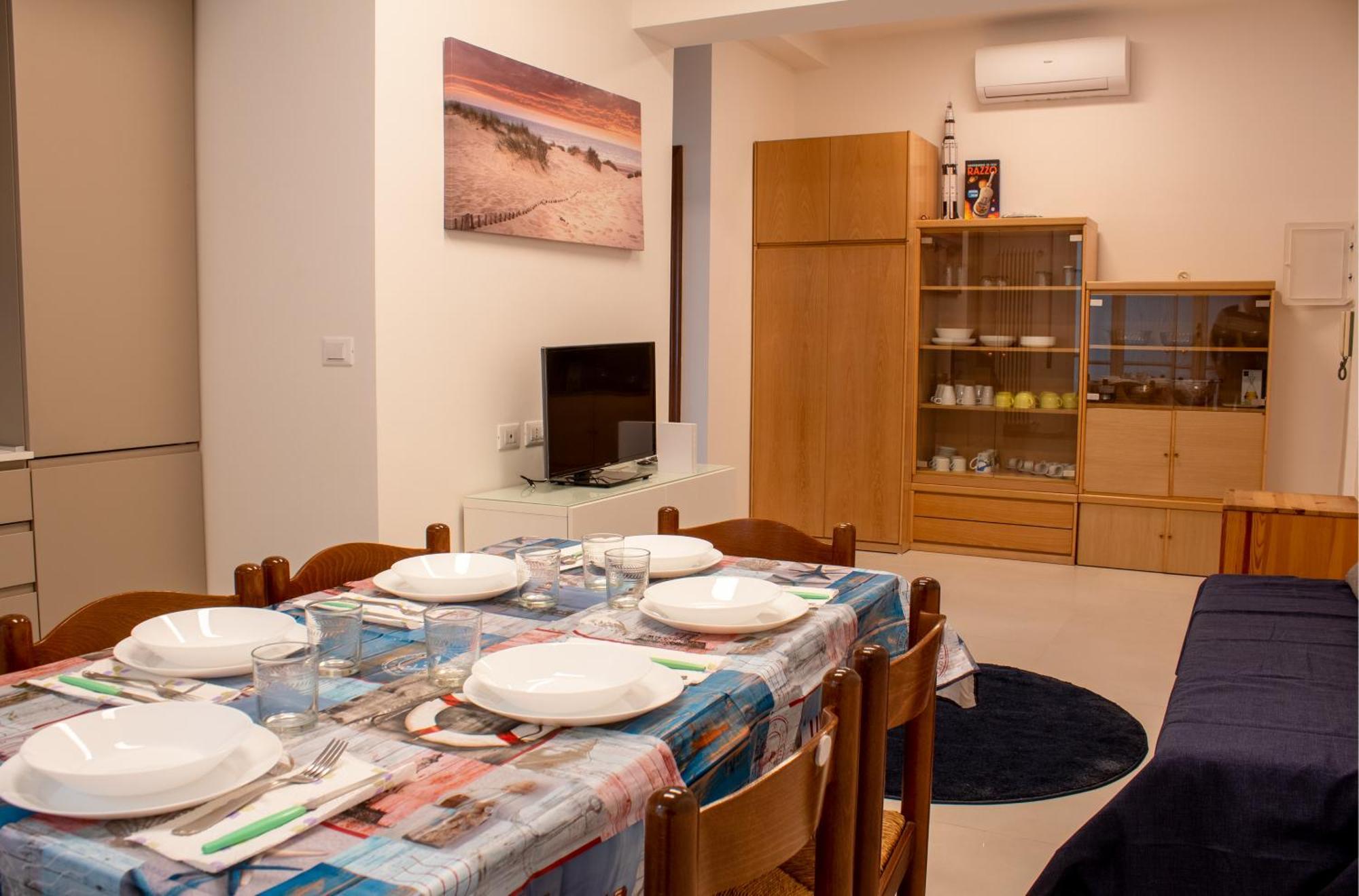 100 Metri Dal Mare Relax A Due Passi Dal Centro Apartamento Finale Ligure Exterior foto
